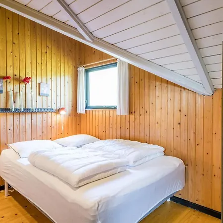 Casa de Férias Cozy Retreat In Houstrup-by Traum